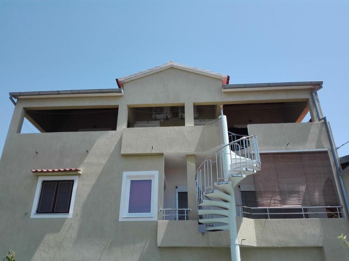 Apartments Jadranska بيوغْغاد نا موغو المظهر الخارجي الصورة